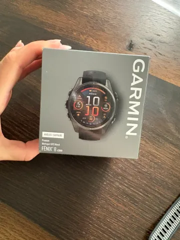 Used Garmin Fenix 8 43mm Amoled Sapphire 2025 bike — image 8 of 10