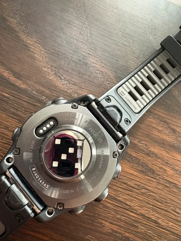 Used Garmin Fenix 8 43mm Amoled Sapphire 2025 bike — image 7 of 10