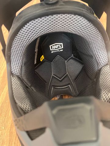 Tweedehands Cube Status X DH Helmet 2025 bike — afbeelding 7 van 7