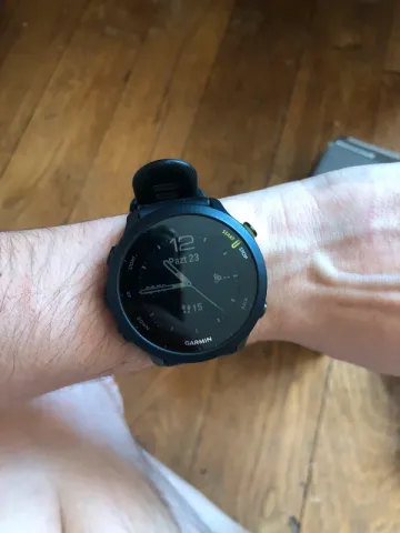 Used Garmin Forerunner 55 bike — image 1 of 11