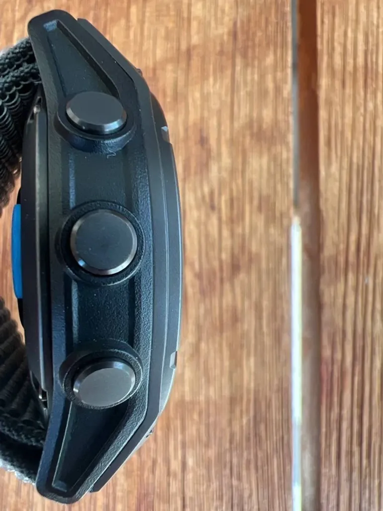 Used Garmin Fenix 8 Pro bike — image 4 of 5