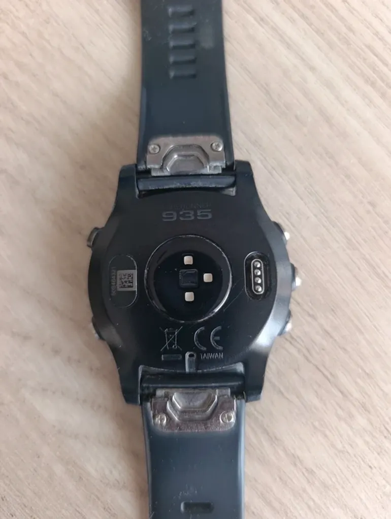 Used Garmin Forerunner 935 bike — image 6 of 6