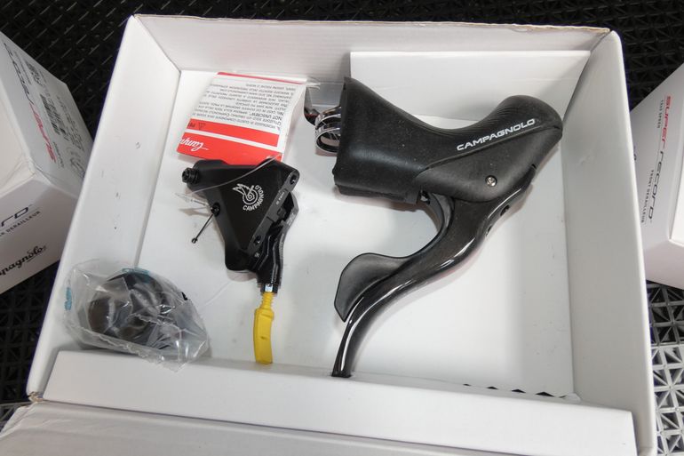 Used Campagnolo Super Record 12 Mechanical Hydraulic Brake bike — image 4 of 14