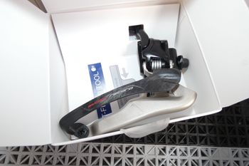 Used Campagnolo Super Record 12 Mechanical Hydraulic Brake bike — image 8 of 14
