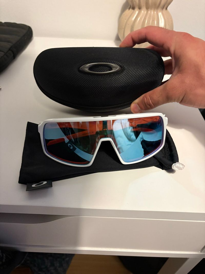 Used Oakley Sutro Prizm Road Cycling Accessories