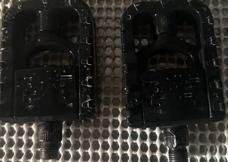 Used Altro Pedals 2026 bike — image 2 of 2