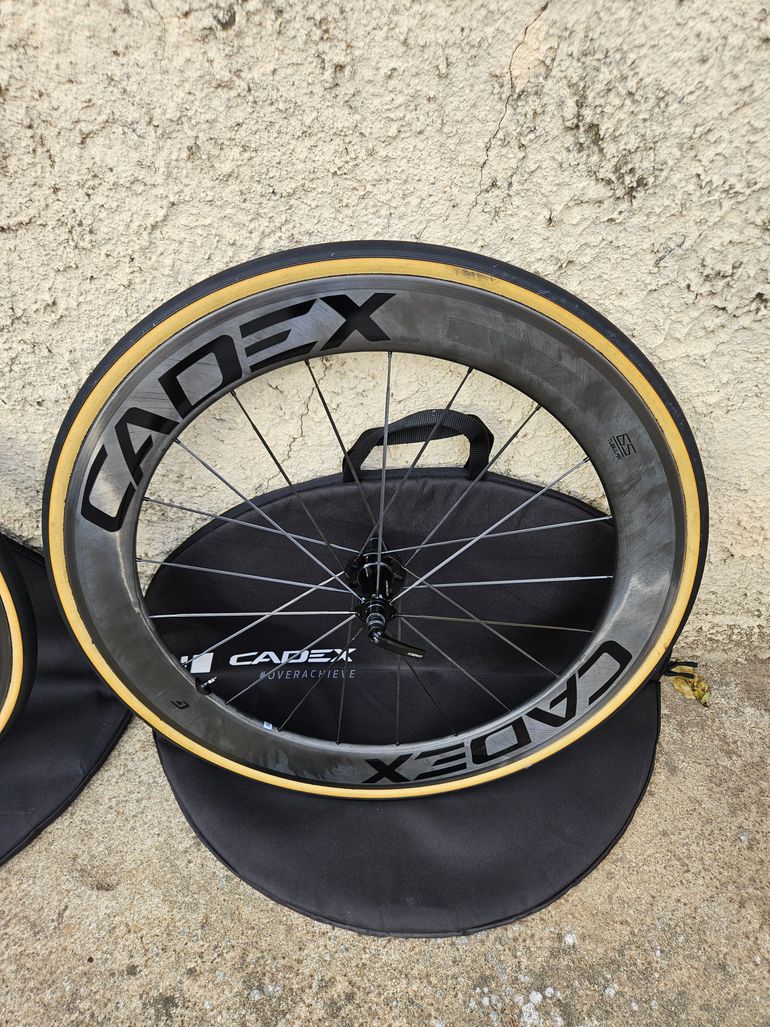 Cadex 42/65 Wheelset bike d'occasion — image 6 sur 11