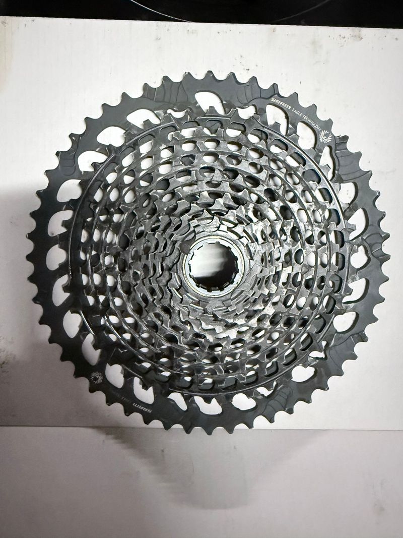 Sram XG1295 Cassette 2025 Drivetrain & Pedals de segunda mano
