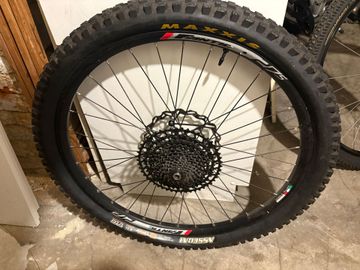 Fantic Sram 2021 bike d'occasion — image 2 sur 4