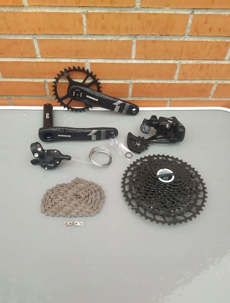 Tweedehands Sram 1x12v X1/SX Eagle DUB 11/50T 34T Groupset