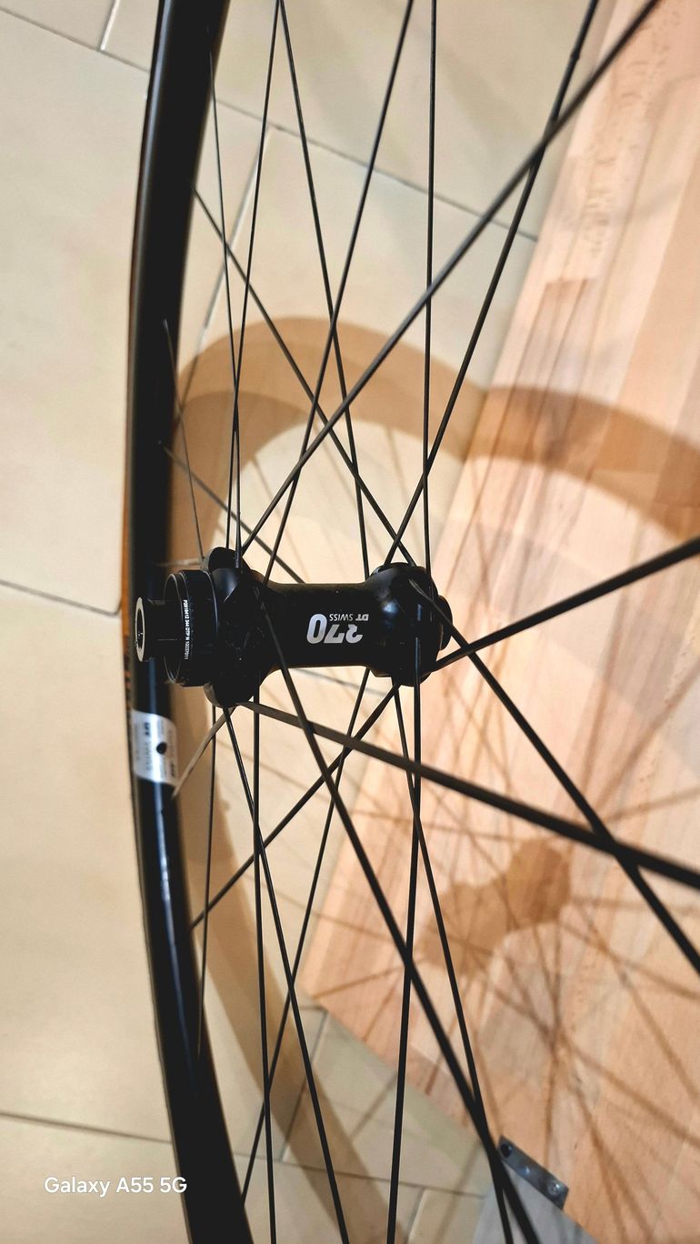 Použité Dt Swiss E 1800 2026 bike — obrázek 3 z 5