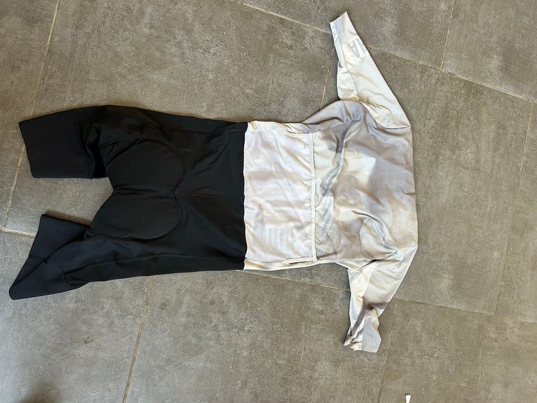 Rapha Tenue complète 2024 bike de segunda mano — imagen 9 de 9
