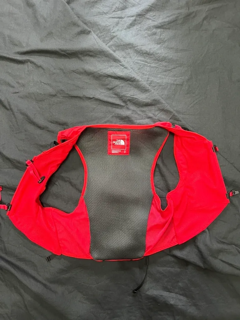 Used The North Face Trail Running Vest 5L bike — image 3 of 5