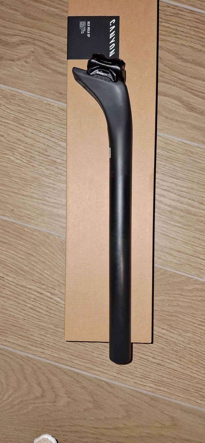 Použité Canyon Seatpost S13 VCLS CF 2025 Saddles & Seatposts