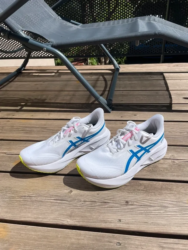 Used Asics Novablast 5 bike — image 3 of 9