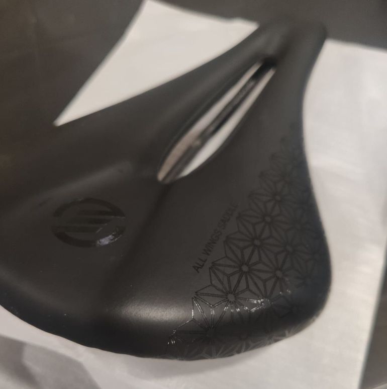 Used Mixed Saddle 6D bike — image 3 of 4