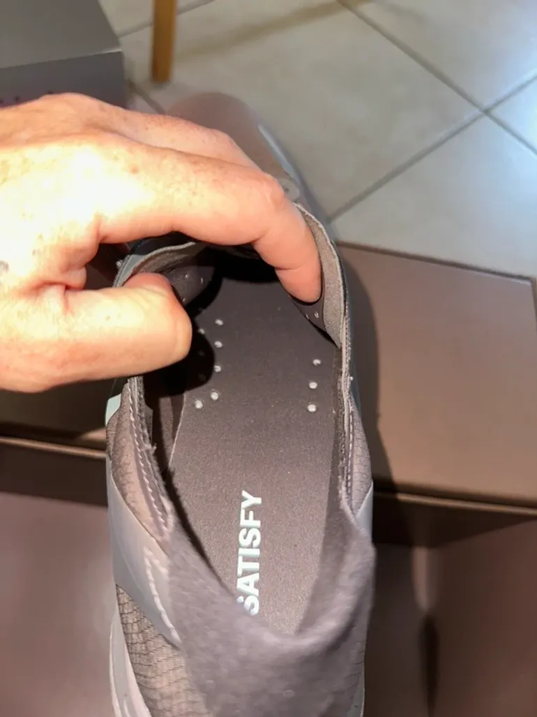 Used Adidas Adizero Adios Pro 4 bike — image 7 of 10