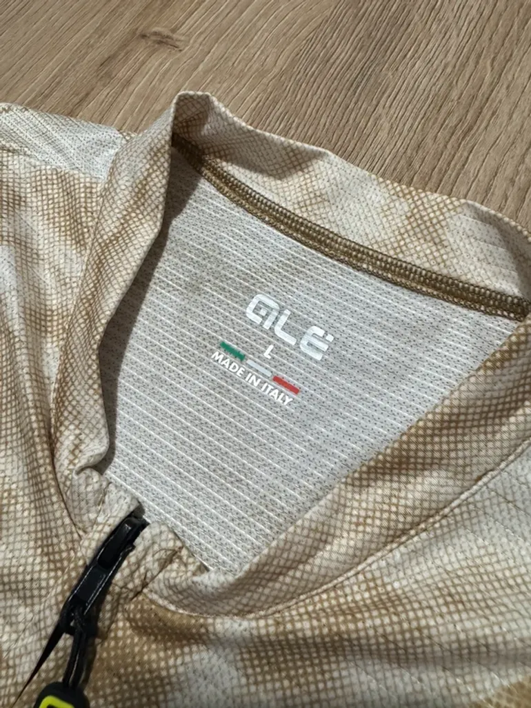 Used ALE Ss Jersey 2025 bike — image 2 of 12