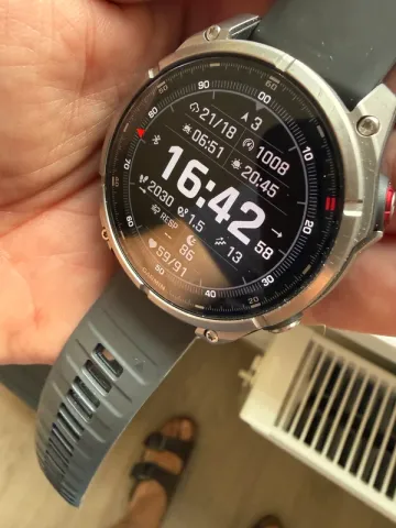 Used Garmin Fenix 8 Pro bike — image 3 of 6