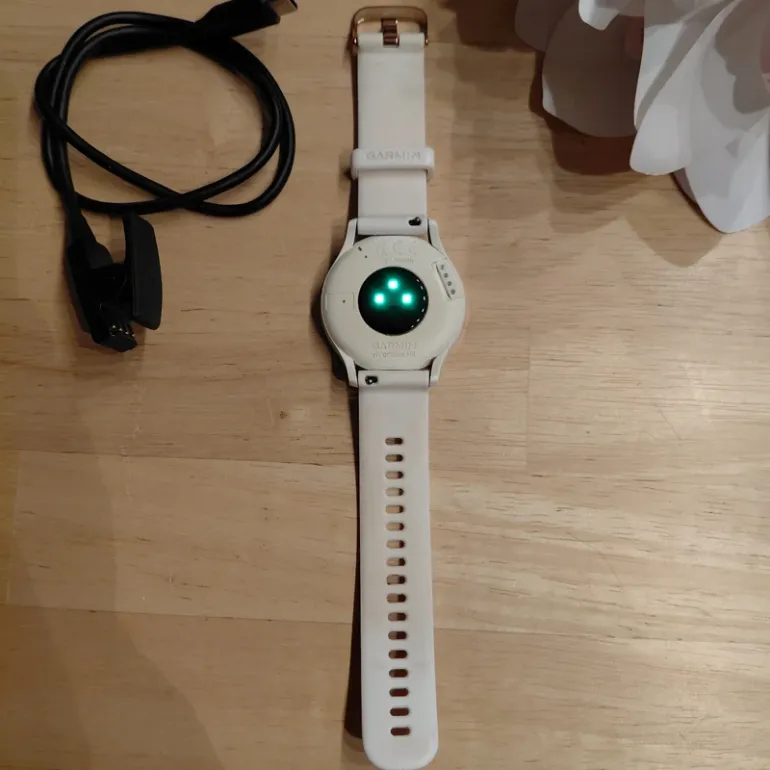 Použité Garmin Vívomove HR Sport bike — obrázek 5 z 6