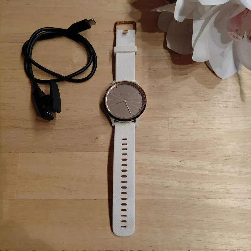 Garmin Vívomove HR Sport Electronics d'occasion