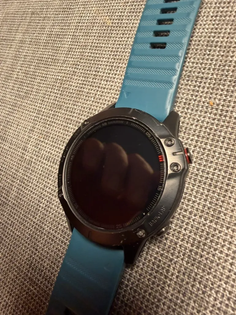 Used Garmin Fenix 6 Sapphire bike — image 3 of 6