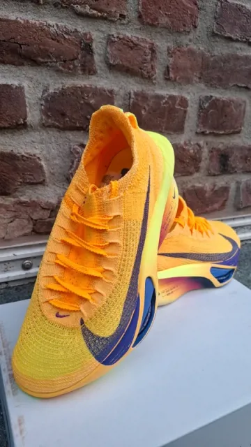 Used Nike Air Zoom Alphafly Next% 3 bike — image 8 of 12