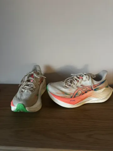 Used Asics Superblast bike — image 4 of 8