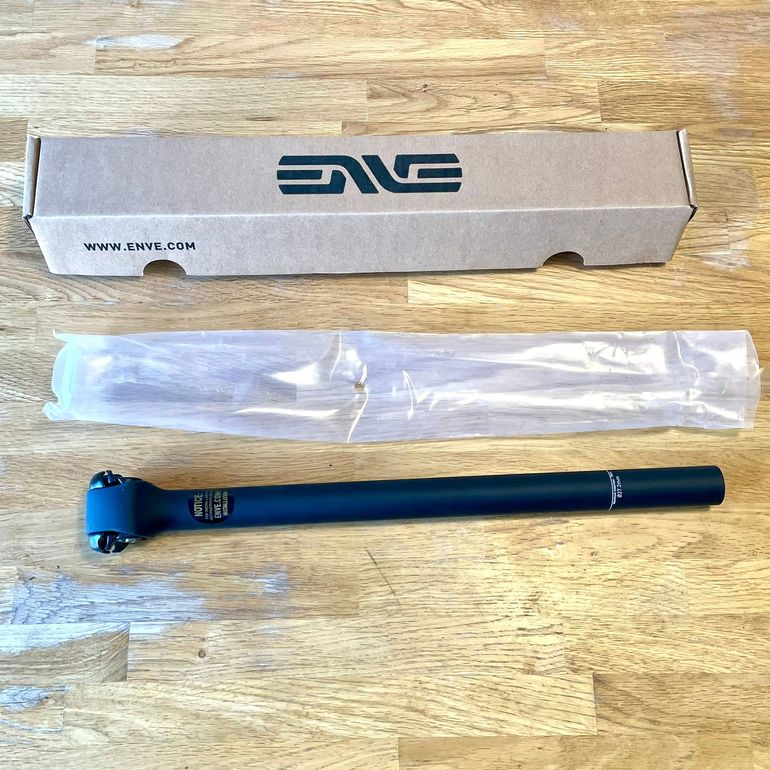 Used Enve Carbon Seatpost bike — image 2 of 3