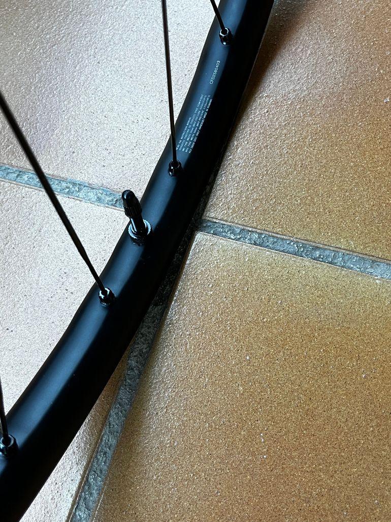 Použité Mavic Allroad SL 25 Hookless 2024 bike — obrázek 4 z 28
