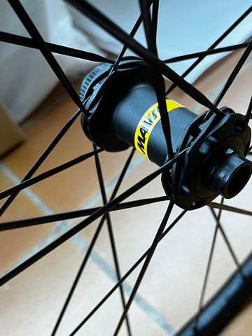 Použité Mavic Allroad SL 25 Hookless 2024 bike — obrázek 1 z 28