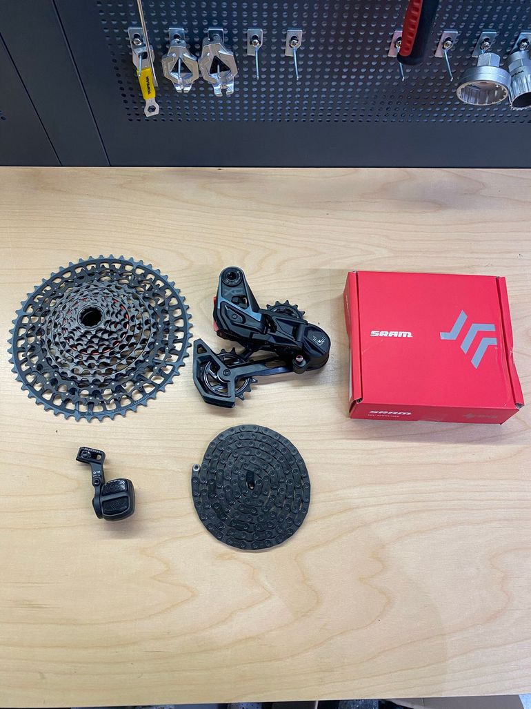Used Sram X0 Transmission 2026 bike — image 1 of 3