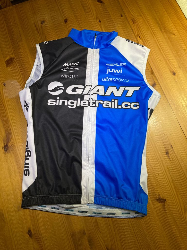 Biehler Radsportbekleidung Konvolut Giant bike de segunda mano — imagen 6 de 11