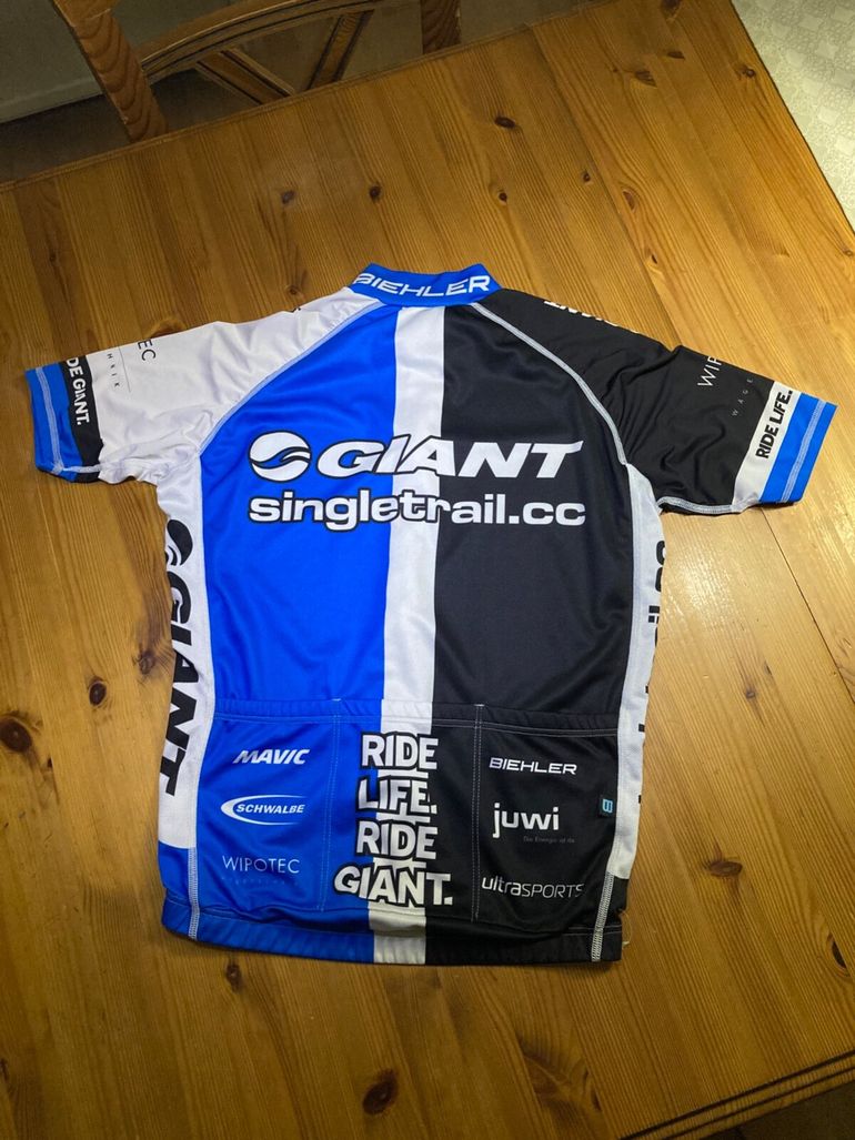 Biehler Radsportbekleidung Konvolut Giant bike de segunda mano — imagen 2 de 11