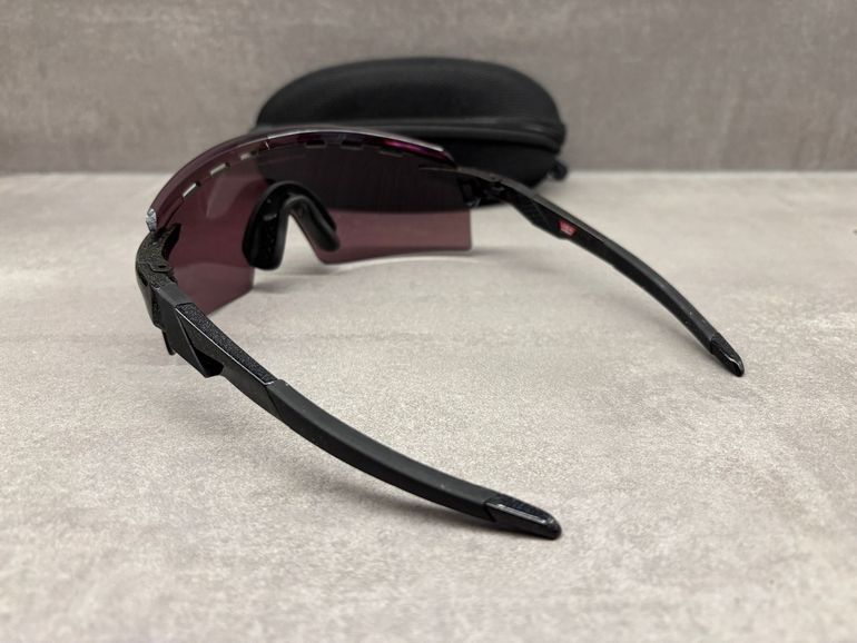 Used Oakley Encoder Strike Vented bike — image 5 of 8