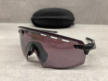 Used Oakley Encoder Strike Vented bike — image 6 of 8