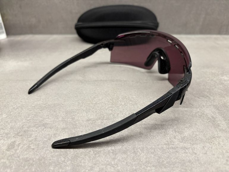 Used Oakley Encoder Strike Vented bike — image 3 of 8