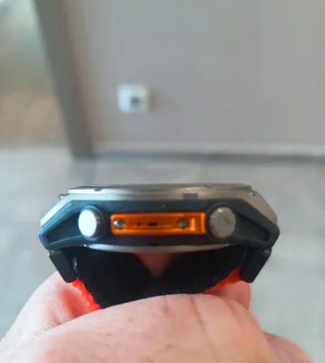 Used Garmin Fenix 8 bike — image 2 of 7
