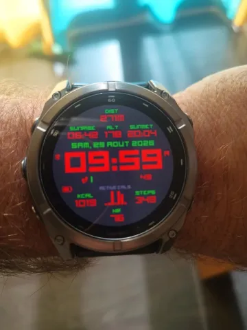 Used Garmin Fenix 8 bike — image 1 of 7