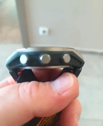 Used Garmin Fenix 8 bike — image 5 of 7