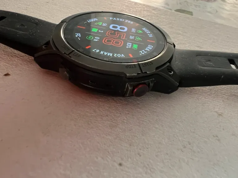 Used Garmin Epix (Gen 2) Sapphire Edition bike — image 3 of 4