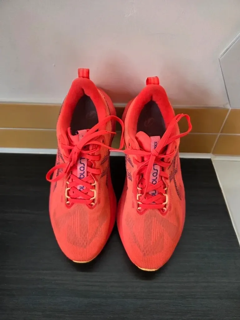 Used Asics Novablast 5 bike — image 5 of 13