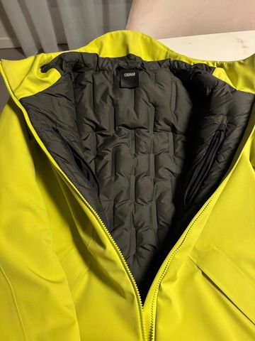 Used Colmar Ski Jacket 2023 bike — image 2 of 3