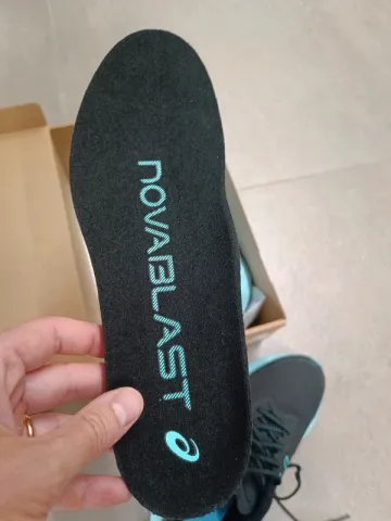 Used Asics Novablast 4 bike — image 7 of 8