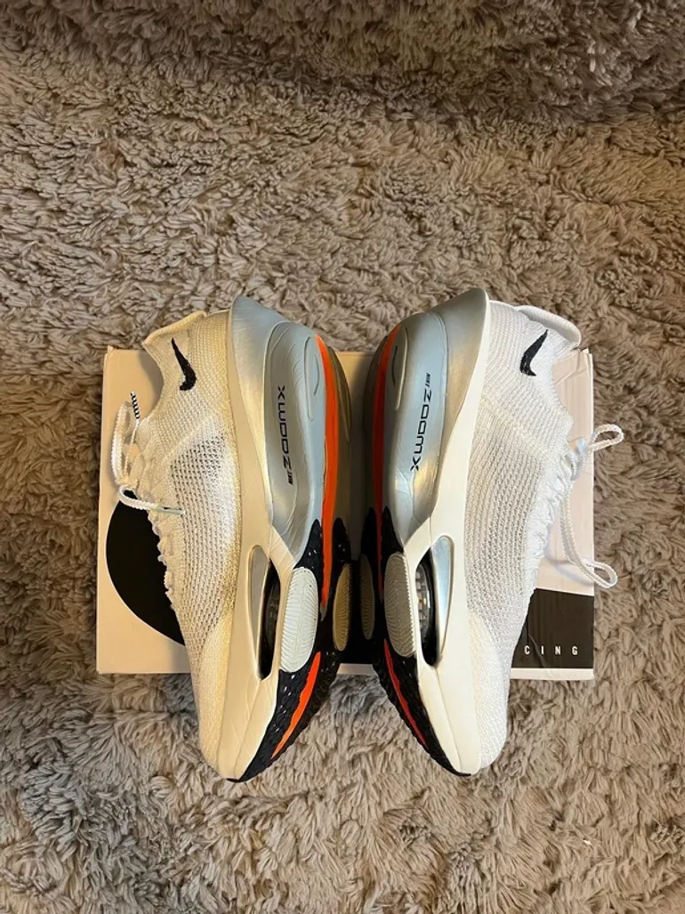 Used Ideal Zoom Alphafly Next% 3 bike — image 3 of 12