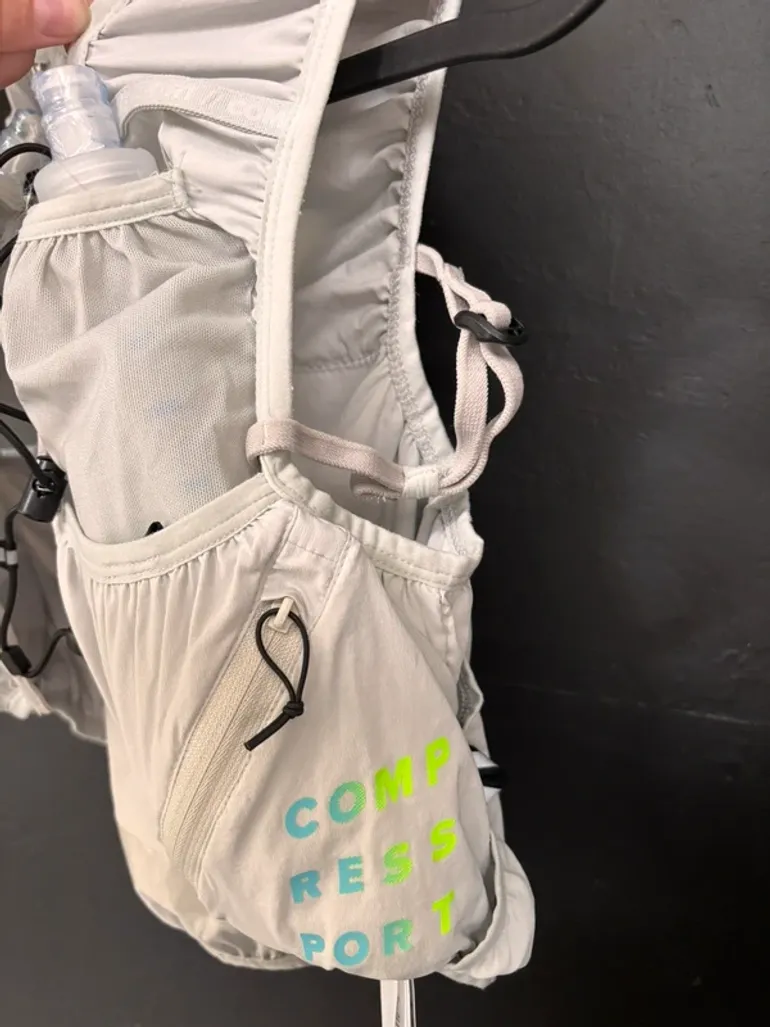 Used Compressport Trail Hydration Vest bike — image 4 of 6