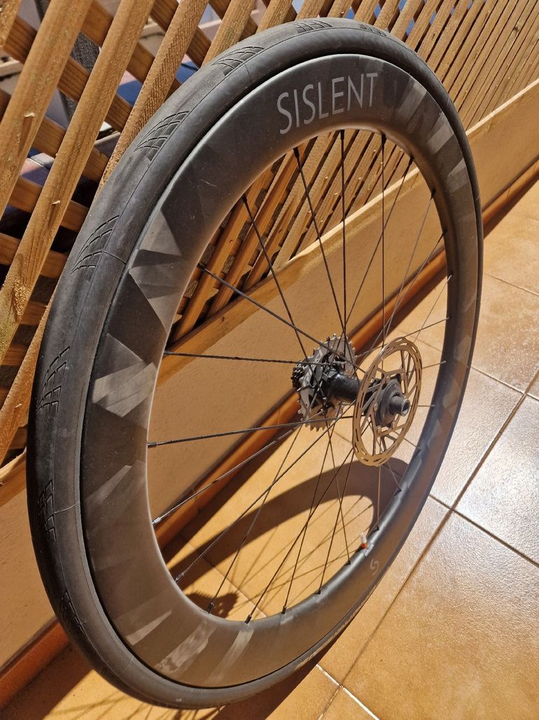 Used Sislent Carbon Wheels 2025 bike — image 2 of 4