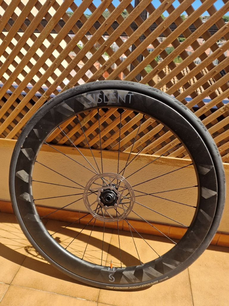 Used Sislent Carbon Wheels 2025 bike — image 3 of 4