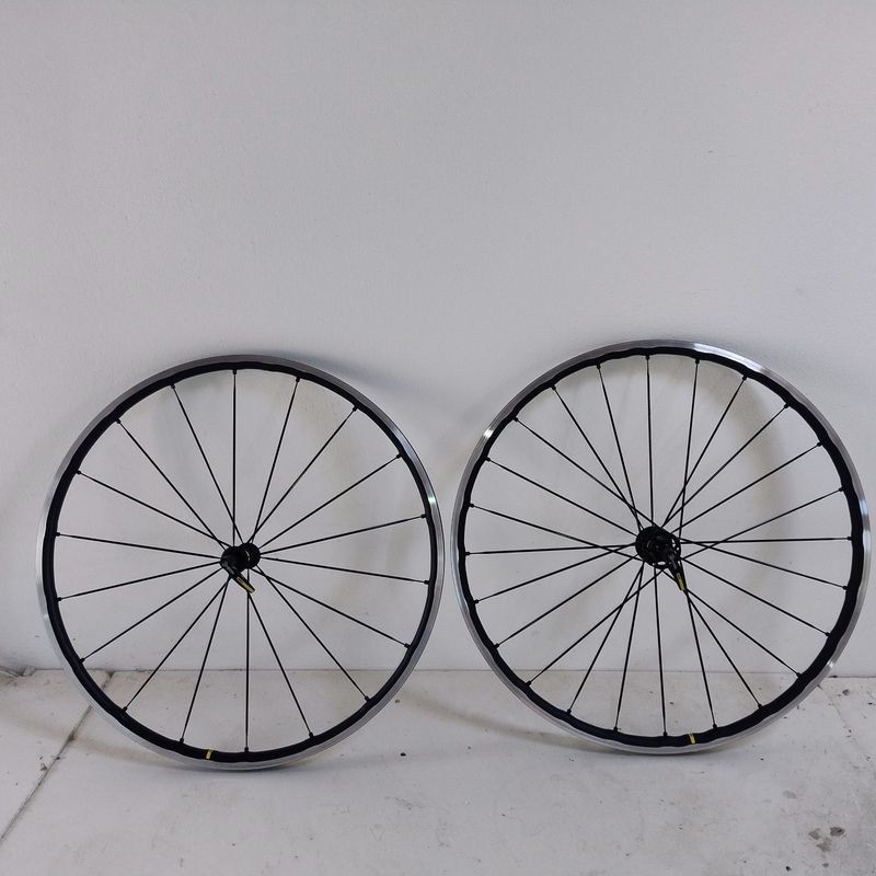 Mavic Ksyrium SL 2025 Wheels d'occasion