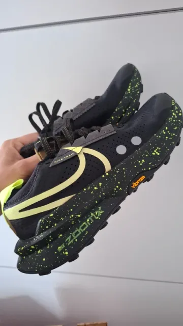Used Nike Zoomx Zegama Trail 2 bike — image 4 of 7